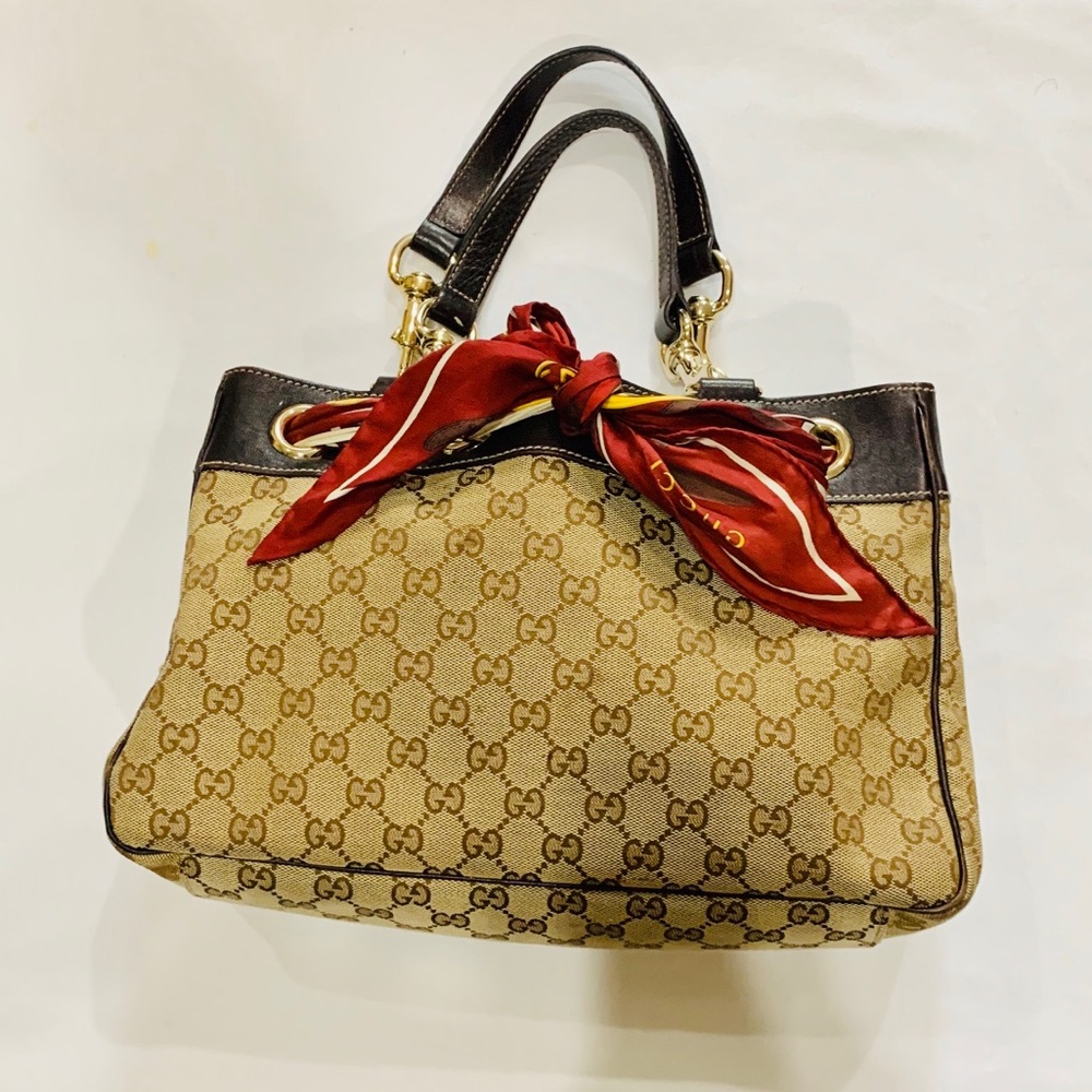 ‼️SOLD‼️ Gucci Positano Tote with Dust Bag & Scarf